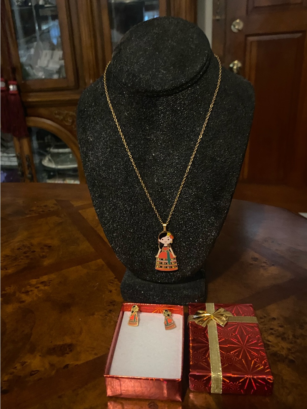 NWT- Traditional Mexican necklace & earrings -Tone Red & Black Enamel Doll
